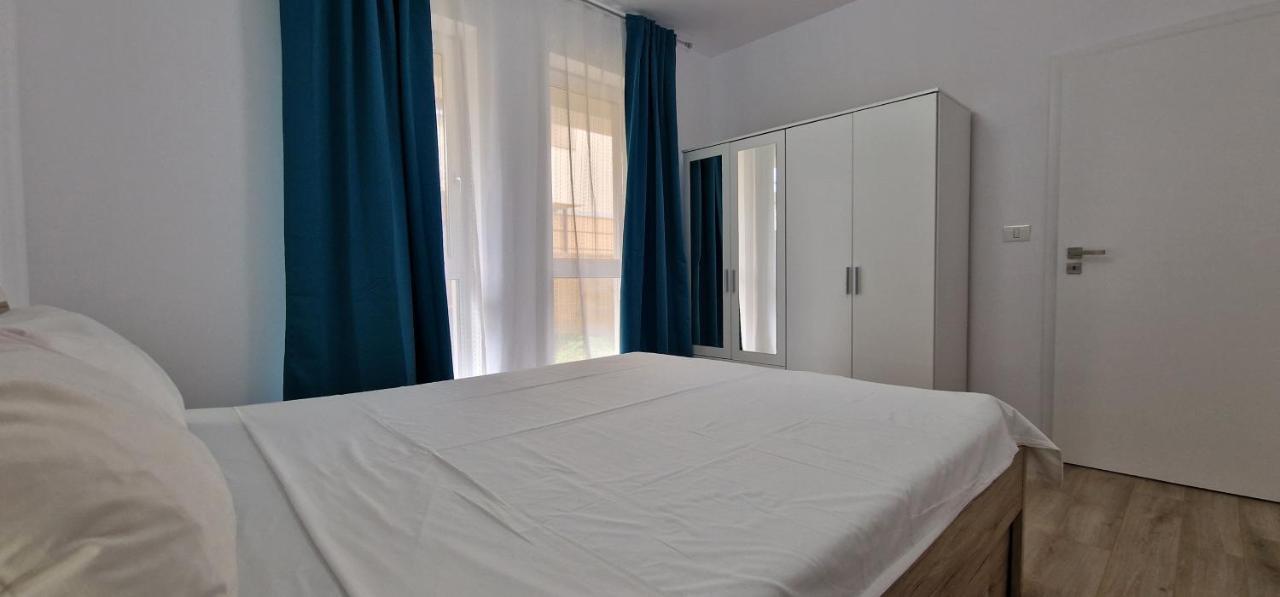 Visaj Homes Giroc Esterno foto