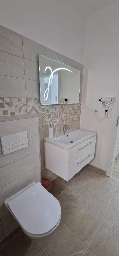 Visaj Homes Giroc Esterno foto
