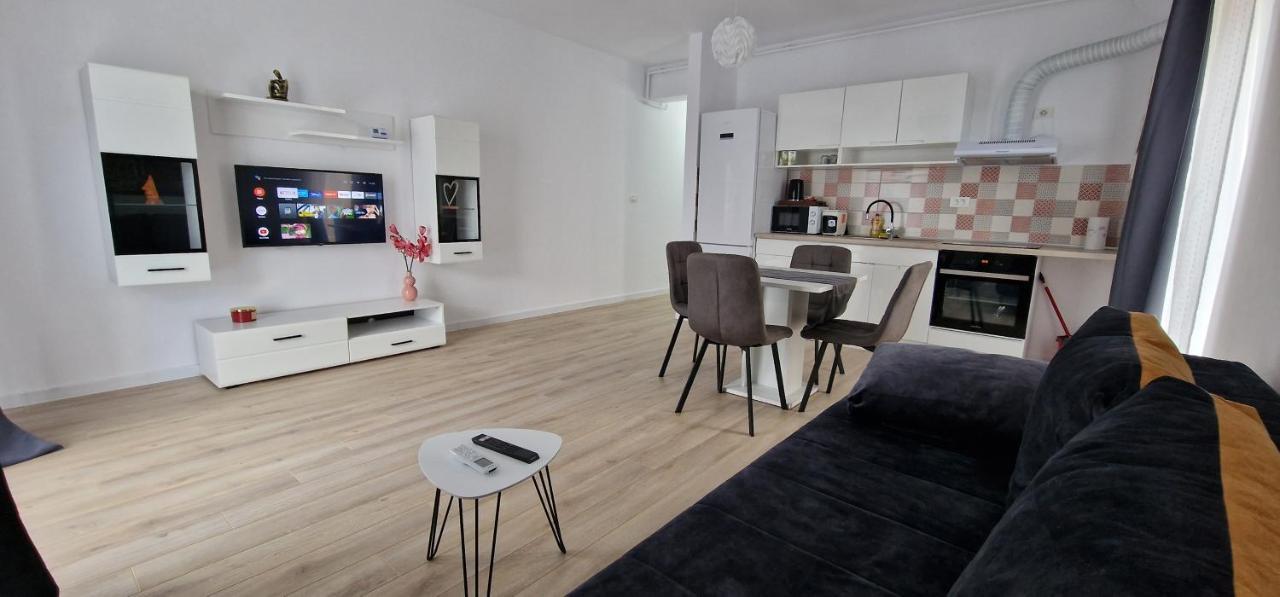 Visaj Homes Giroc Esterno foto