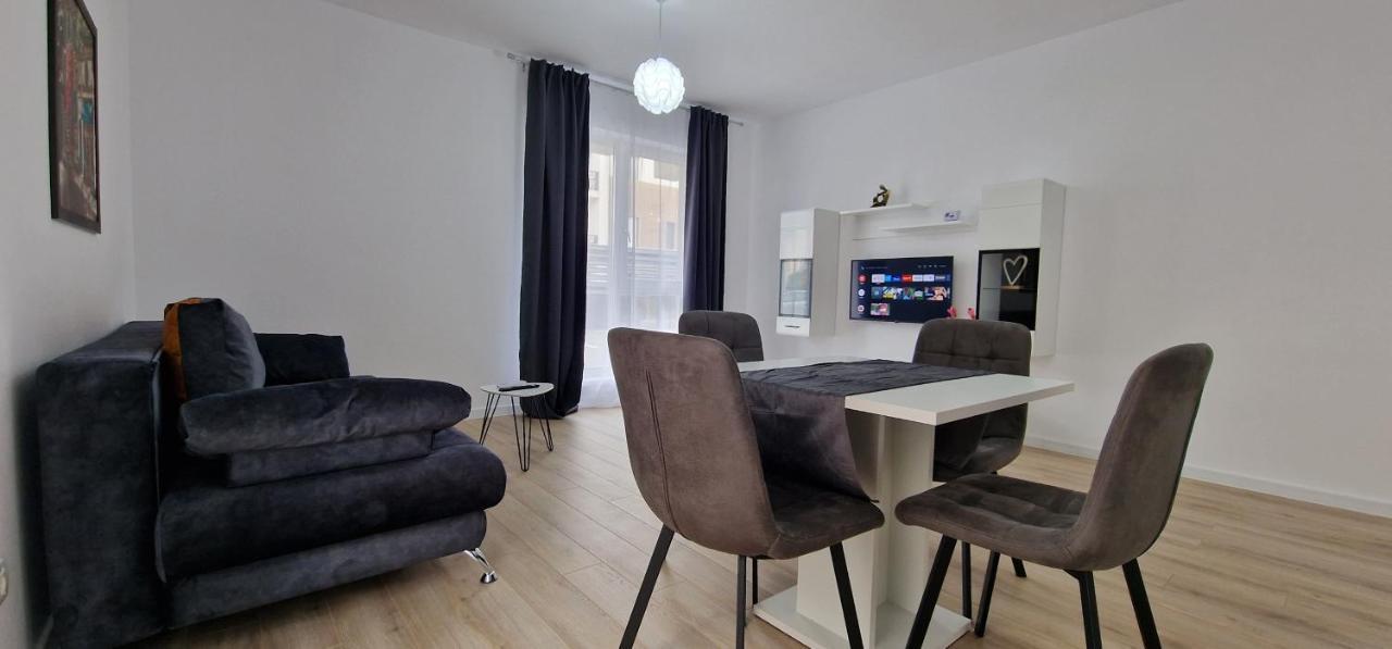 Visaj Homes Giroc Esterno foto